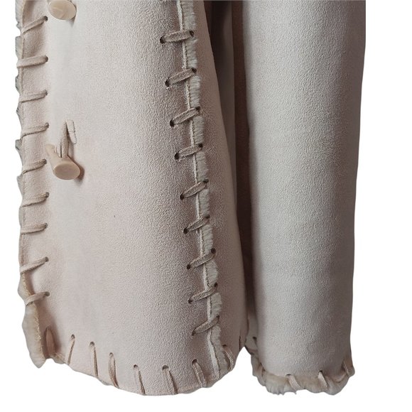 Suede Jacket  Faux Fur - Size Large - Picture 5 of 15